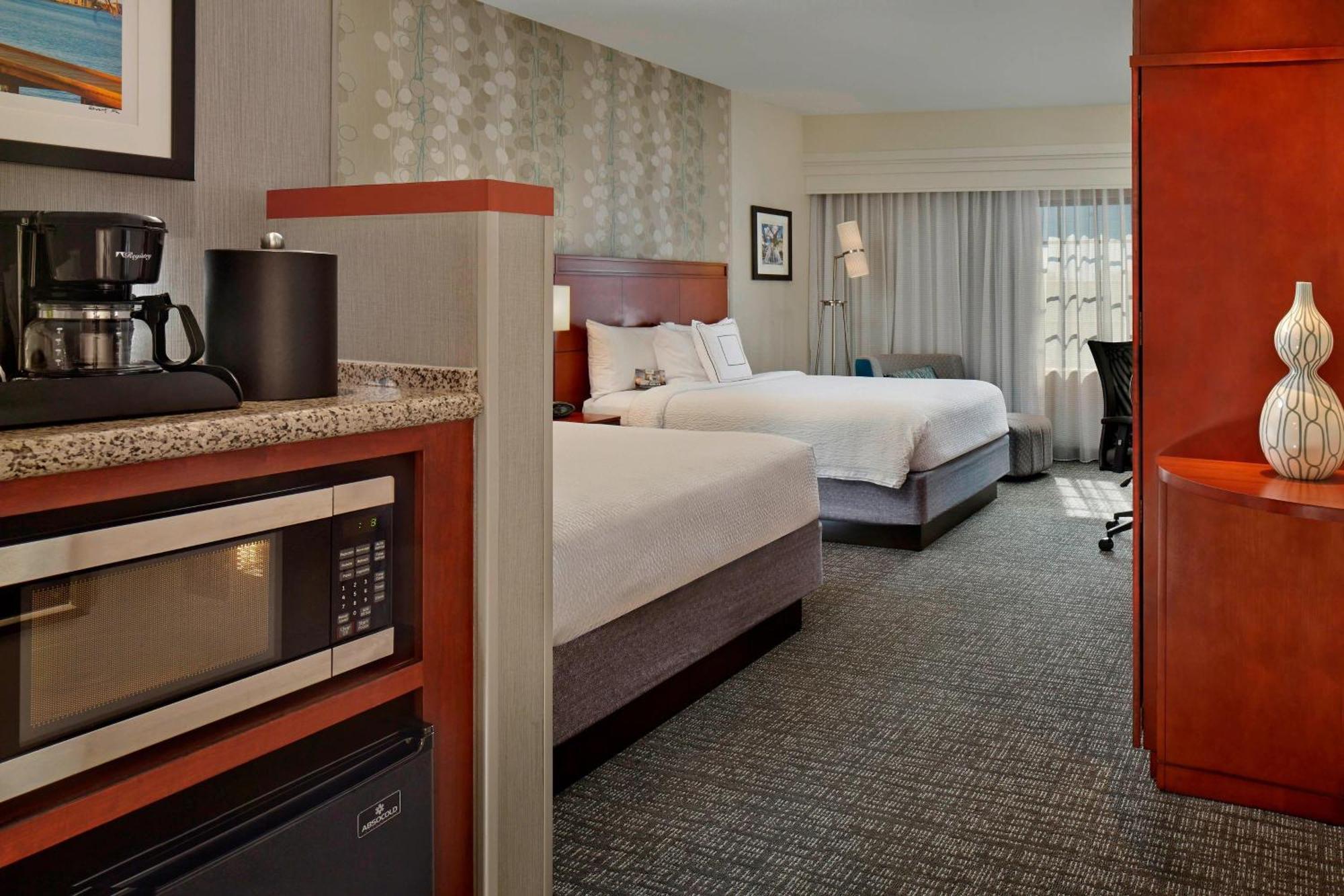 คอร์ตยาร์ด สจ็วร์ต Hotel สจ๊วต ภายนอก รูปภาพ