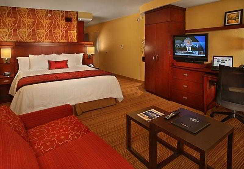 คอร์ตยาร์ด สจ็วร์ต Hotel สจ๊วต ภายนอก รูปภาพ